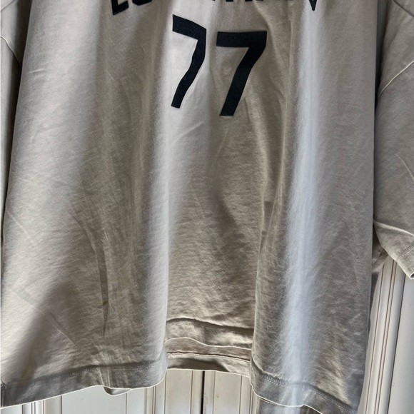 Fear of God Essentials Women's Football 77 T-shirt Wheat L - Picture 15 of 15